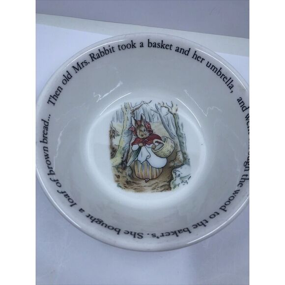 Beatrix Potter THE WORLD OF PETER RABBIT Wedgewood Child's Bowl Mrs Rabbit - Picture 1 of 9